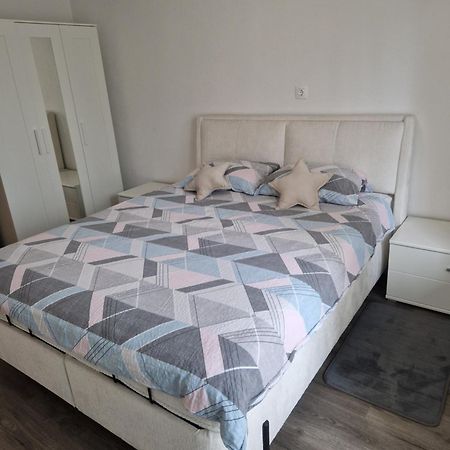 Apartma-Sobe Lejla Випава Экстерьер фото