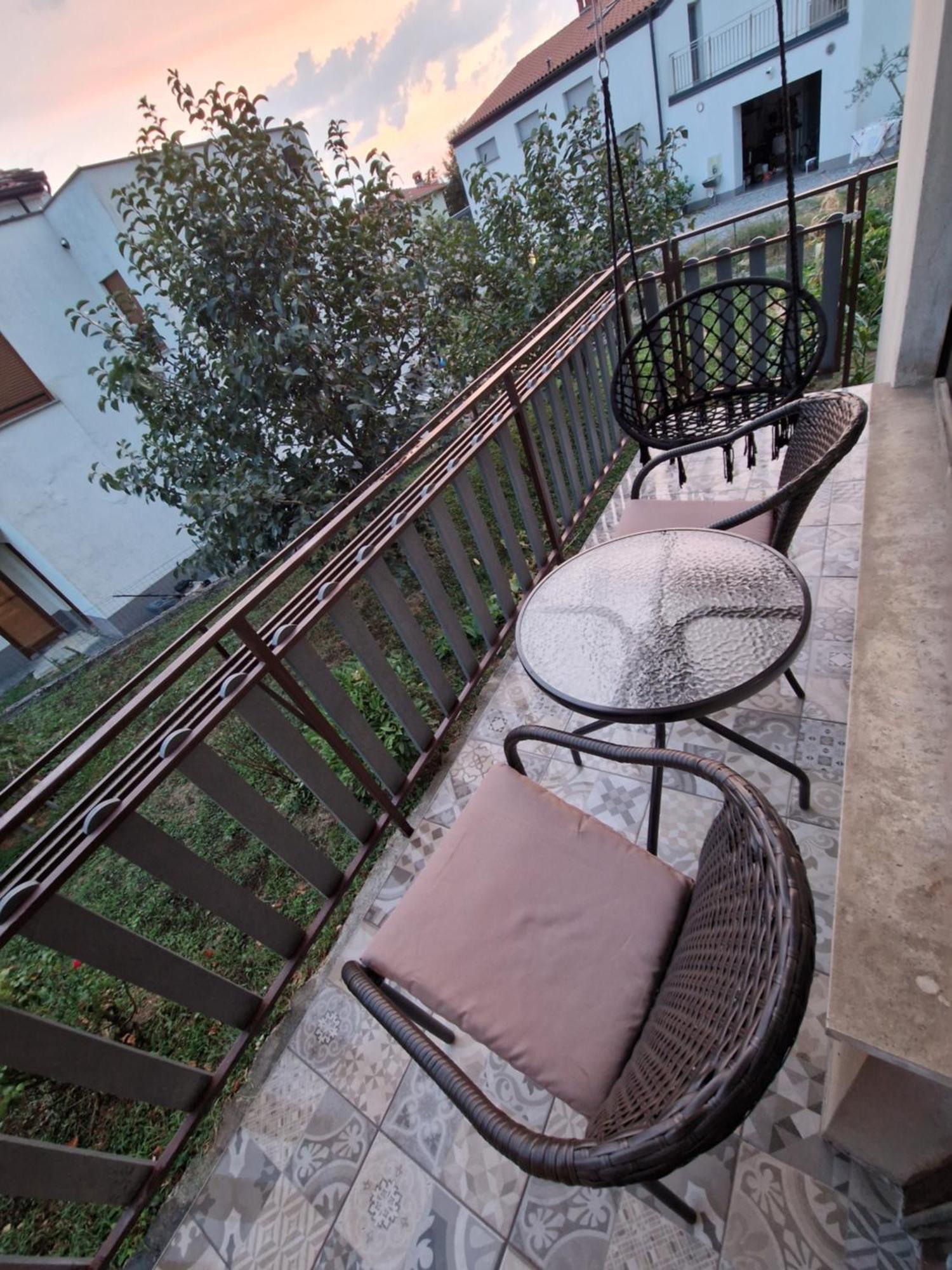 Apartma-Sobe Lejla Випава Экстерьер фото
