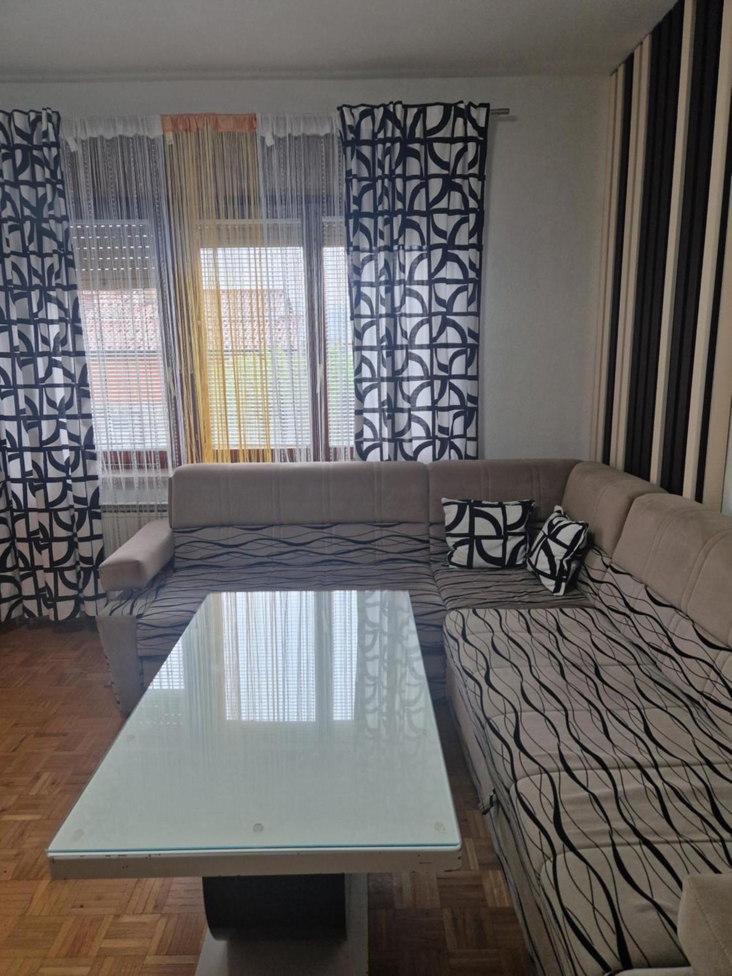 Apartma-Sobe Lejla Випава Экстерьер фото